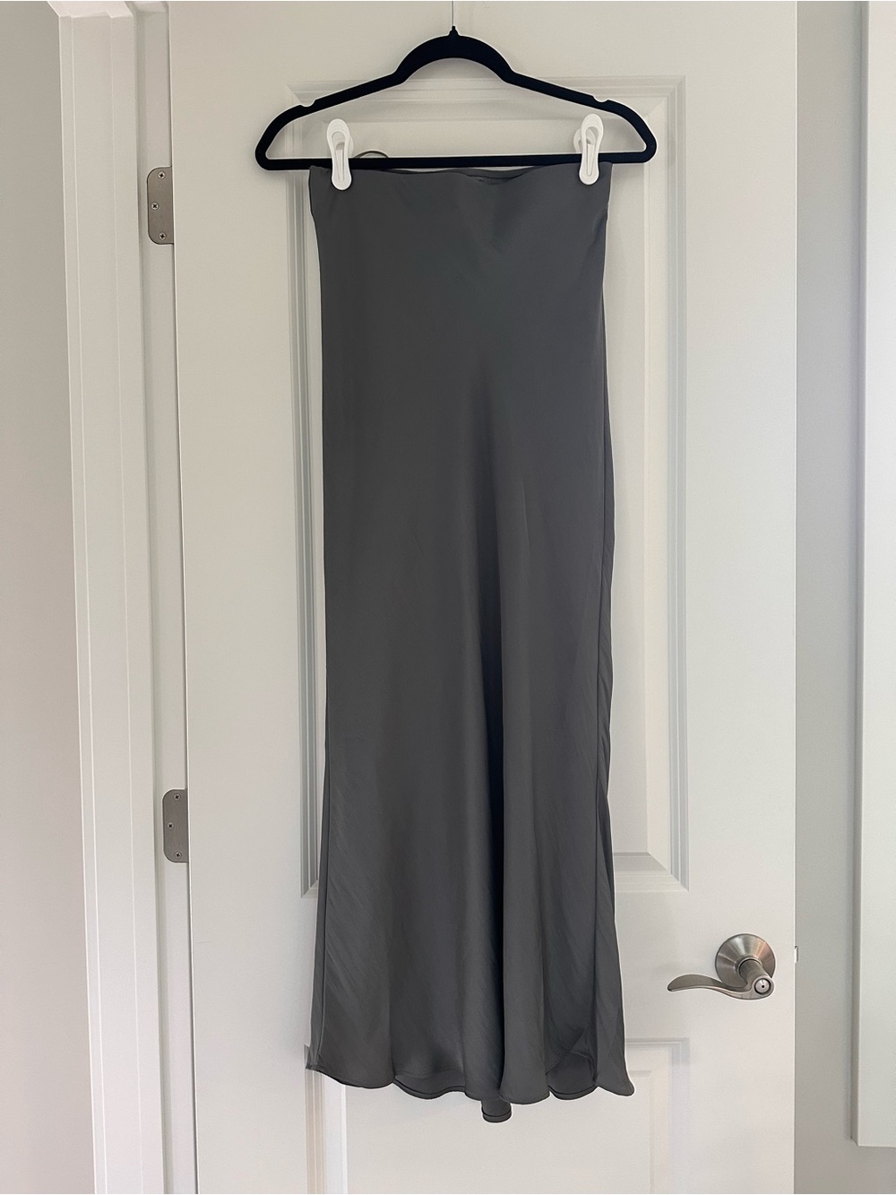 Evereve Charcoal Maxi Slip Skirt